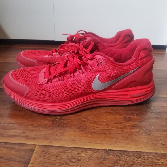 Men's Lunaron Nikes - Picture 3 of 7